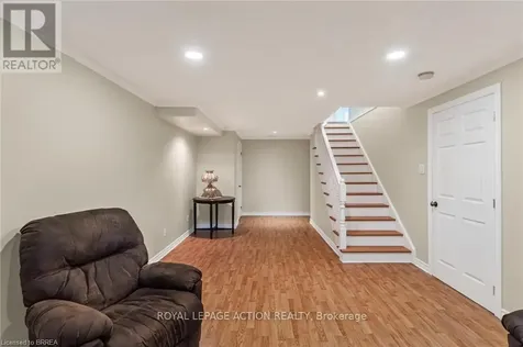 54 Glenwood Drive Brantford ON N3S 3G6