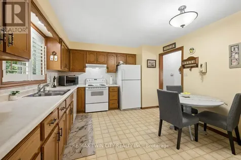 336 Manchester Road Kitchener ON N2B 1A4