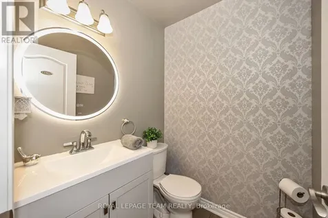 7067 Donwel Drive Ottawa ON K4P 1M7