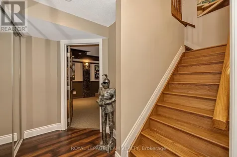 7067 Donwel Drive Ottawa ON K4P 1M7