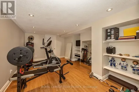 7067 Donwel Drive Ottawa ON K4P 1M7