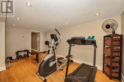 7067 Donwel Drive Ottawa ON K4P 1M7