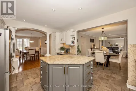 7067 Donwel Drive Ottawa ON K4P 1M7
