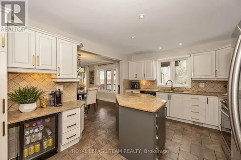 7067 Donwel Drive Ottawa ON K4P 1M7