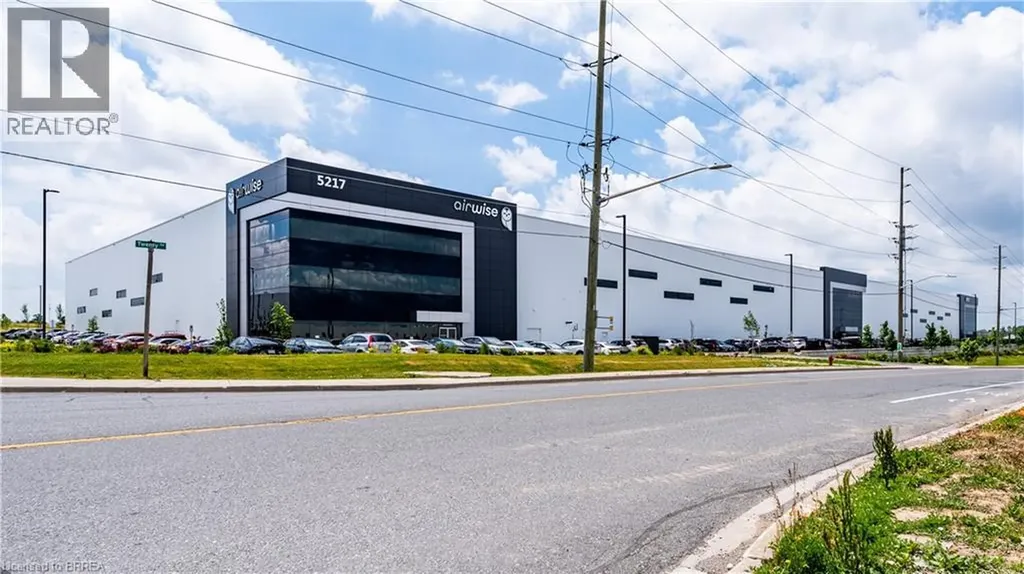 5217 Twenty Road East Hamilton ON L8E 5X1