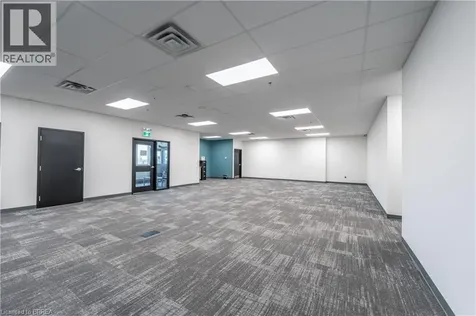 5217 Twenty Road East Hamilton ON L8E 5X1