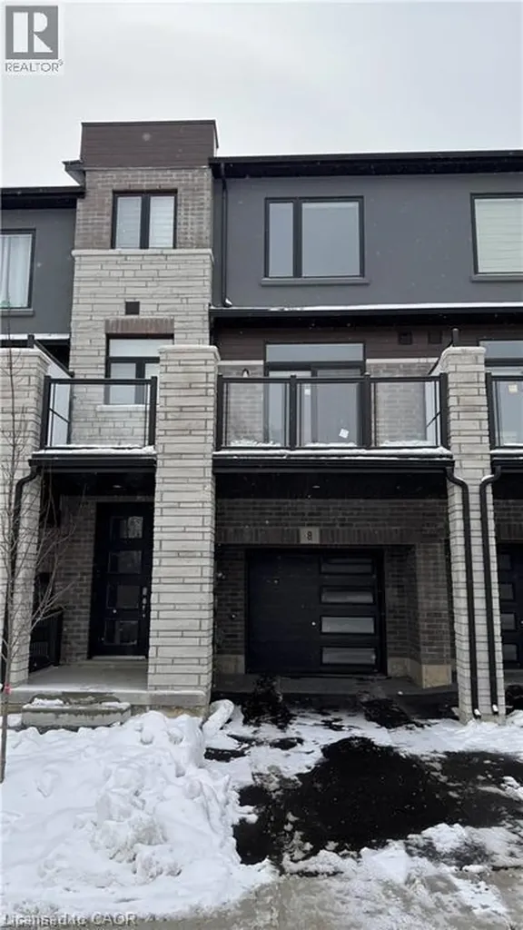 290 Equestrian Way Cambridge ON N3E 0E7
