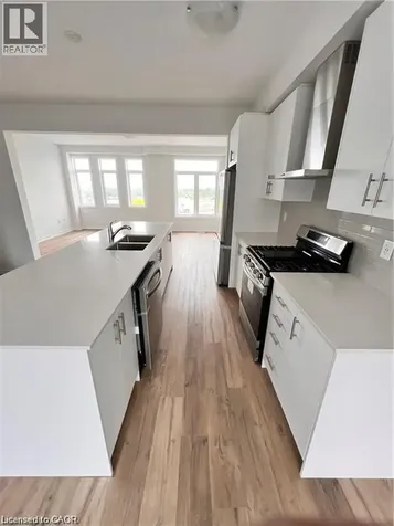 290 Equestrian Way Cambridge ON N3E 0E7
