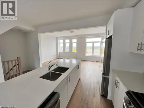 290 Equestrian Way Cambridge ON N3E 0E7