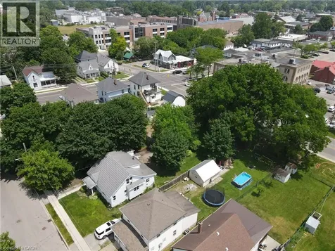 21 Nelson Street Simcoe ON N3Y 3E4