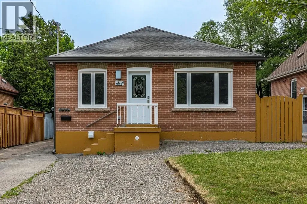 291 East 24th Street Hamilton ON L8V 2Y7