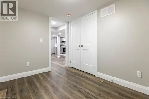 291 East 24th Street Hamilton ON L8V 2Y7