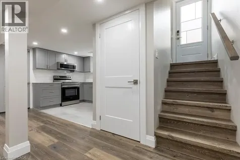 291 East 24th Street Hamilton ON L8V 2Y7