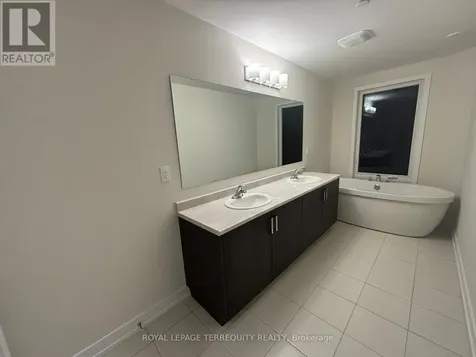 55 Ingersoll Lane Richmond Hill ON L4E 1G9