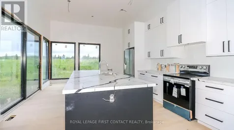 9694 6 7 Nottawasaga Sideroad Clearview ON L0M 1G0