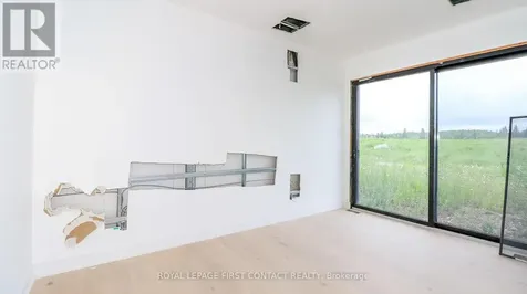 9694 6 7 Nottawasaga Sideroad Clearview ON L0M 1G0