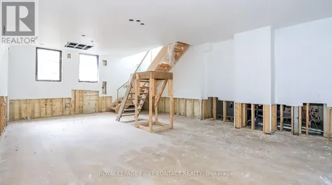 9694 6 7 Nottawasaga Sideroad Clearview ON L0M 1G0