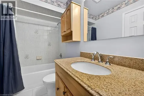 45 Ossington Drive Hamilton ON L8W 3S4