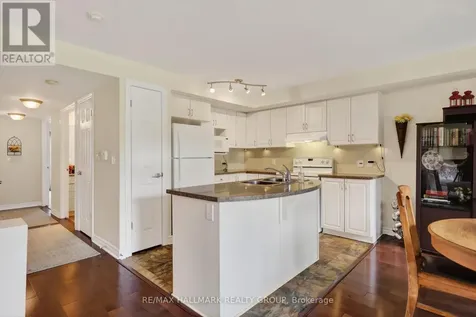 585 Stonefield Private Ottawa ON K2G 4R5