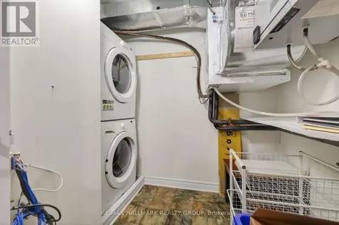 585 Stonefield Private Ottawa ON K2G 4R5