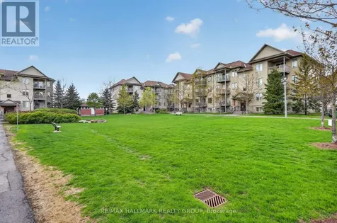585 Stonefield Private Ottawa ON K2G 4R5