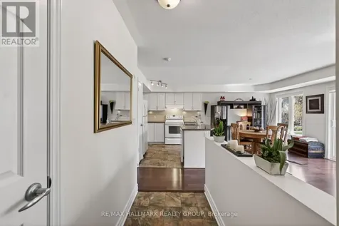 585 Stonefield Private Ottawa ON K2G 4R5