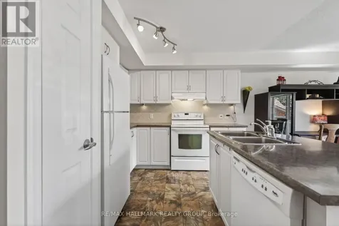 585 Stonefield Private Ottawa ON K2G 4R5