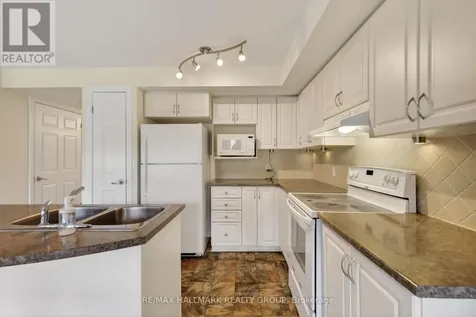 585 Stonefield Private Ottawa ON K2G 4R5