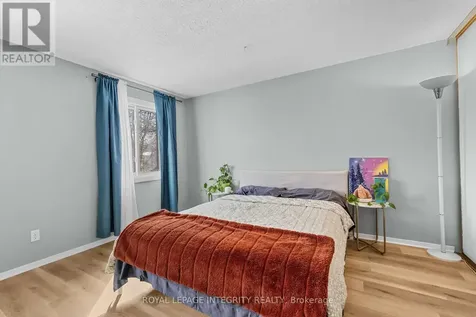 1090 Chablis Parkway Ottawa ON K1C 2T5