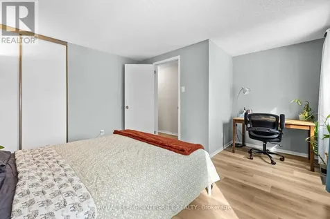 1090 Chablis Parkway Ottawa ON K1C 2T5