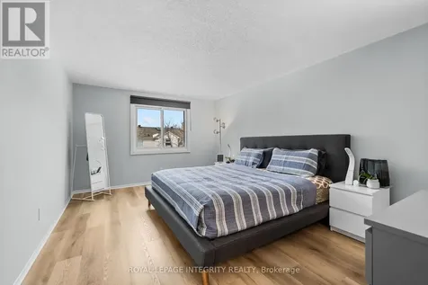 1090 Chablis Parkway Ottawa ON K1C 2T5