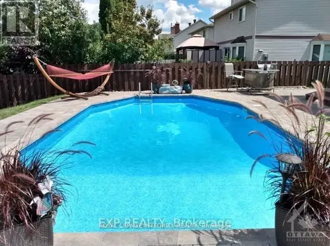 1090 Chablis Parkway Ottawa ON K1C 2T5