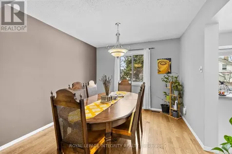 1090 Chablis Parkway Ottawa ON K1C 2T5