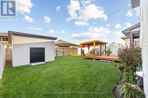 204 Hybrid Street Russell ON K0A 1W0