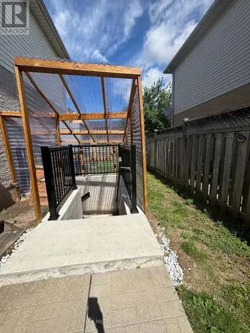 44 Endeavour Drive Cambridge ON N3C 4C4