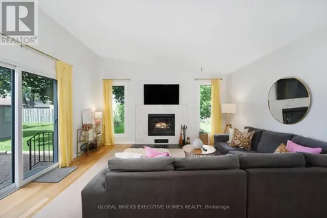 3680 Roxborough Boulevard Windsor ON N9E 3A2