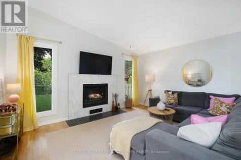 3680 Roxborough Boulevard Windsor ON N9E 3A2