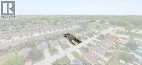 435 Fields Avenue Lasalle ON N9J 3S6