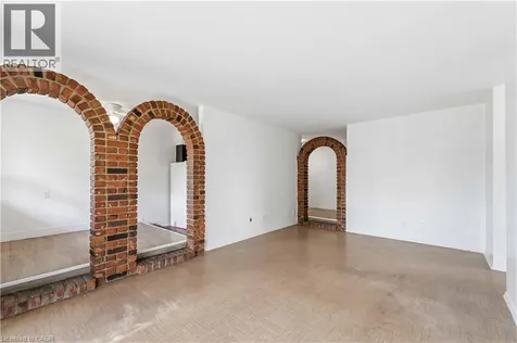269 Parkdale Avenue North Hamilton ON L8H 5X6