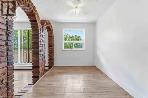 269 Parkdale Avenue North Hamilton ON L8H 5X6