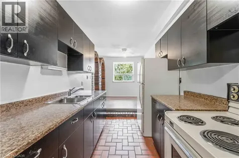269 Parkdale Avenue North Hamilton ON L8H 5X6