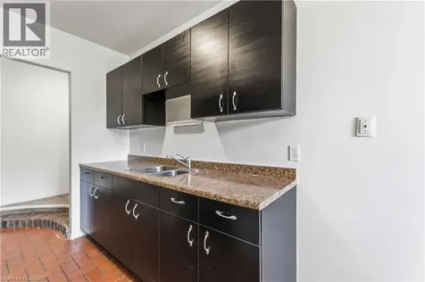 269 Parkdale Avenue North Hamilton ON L8H 5X6