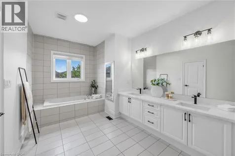 470 Threshing Mill Boulevard Oakville ON L6H 0T1