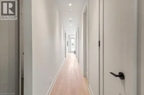 123 Maurice Drive Oakville ON L6K 2W6