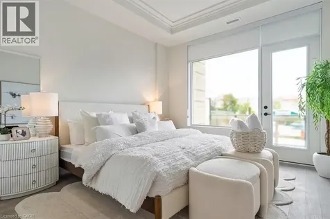 123 Maurice Drive Oakville ON L6K 2W6