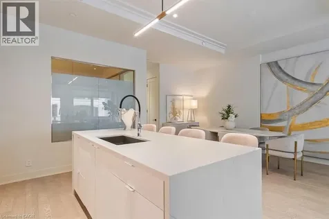 123 Maurice Drive Oakville ON L6K 2W6