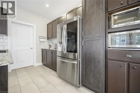 127 Monarch Woods Drive Kitchener ON N2P 2Y9