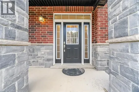 127 Monarch Woods Drive Kitchener ON N2P 2Y9