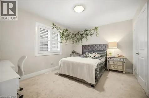 127 Monarch Woods Drive Kitchener ON N2P 2Y9