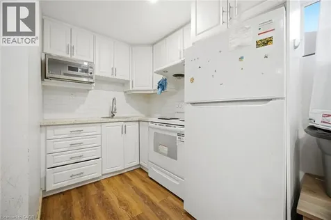 127 Monarch Woods Drive Kitchener ON N2P 2Y9